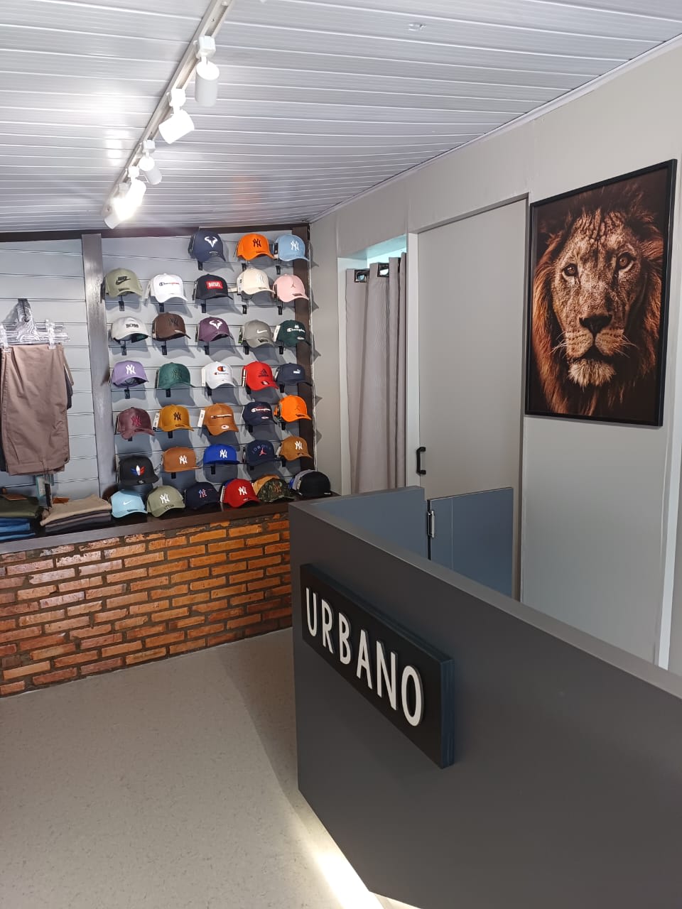 Espaço interno da Urbano Style for Men, loja masculina no bairro Efapi, Chapecó
