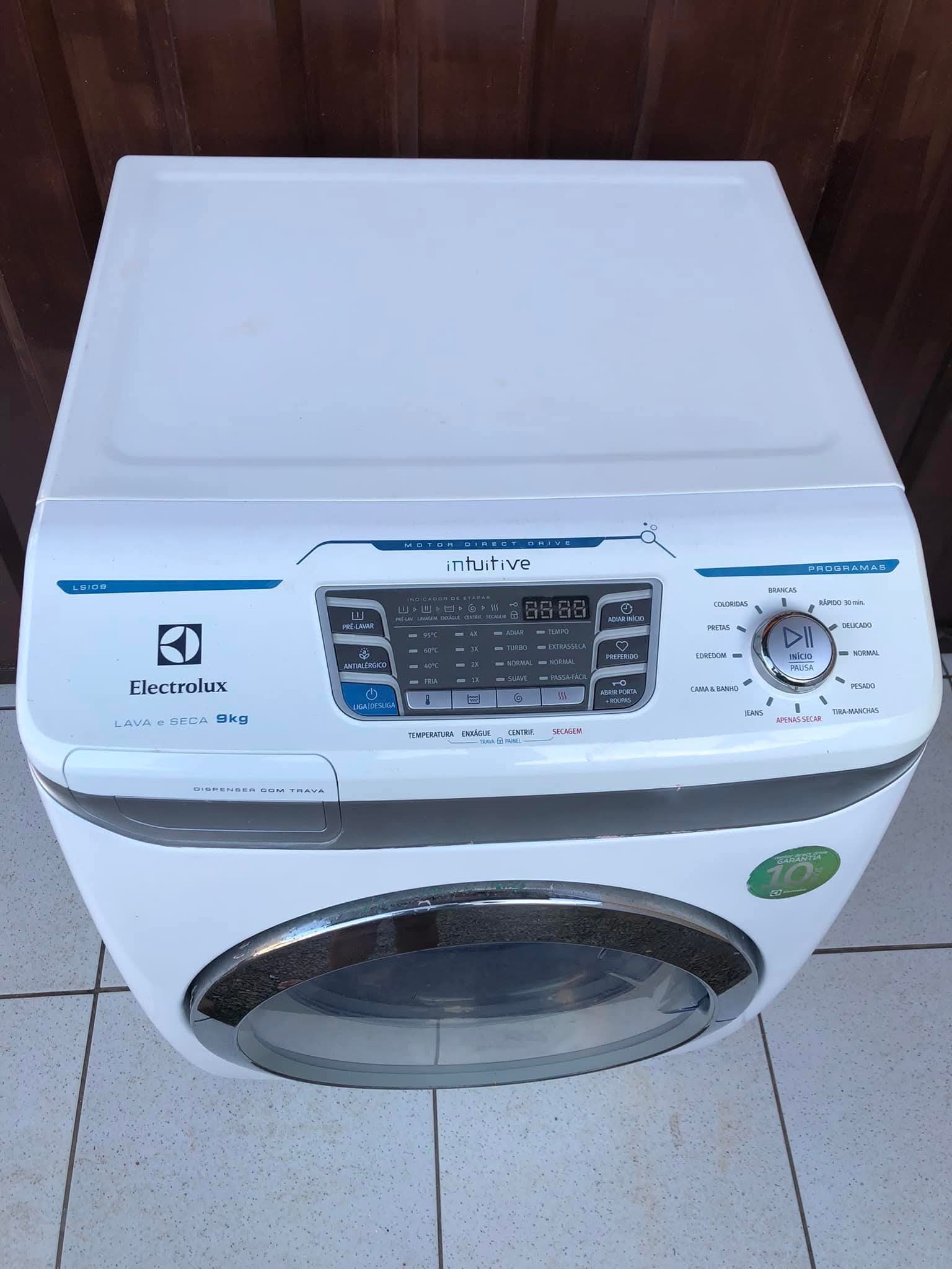 Equipamento em manutenção na TS Máquinas, Santa Cruz do Sul – RS