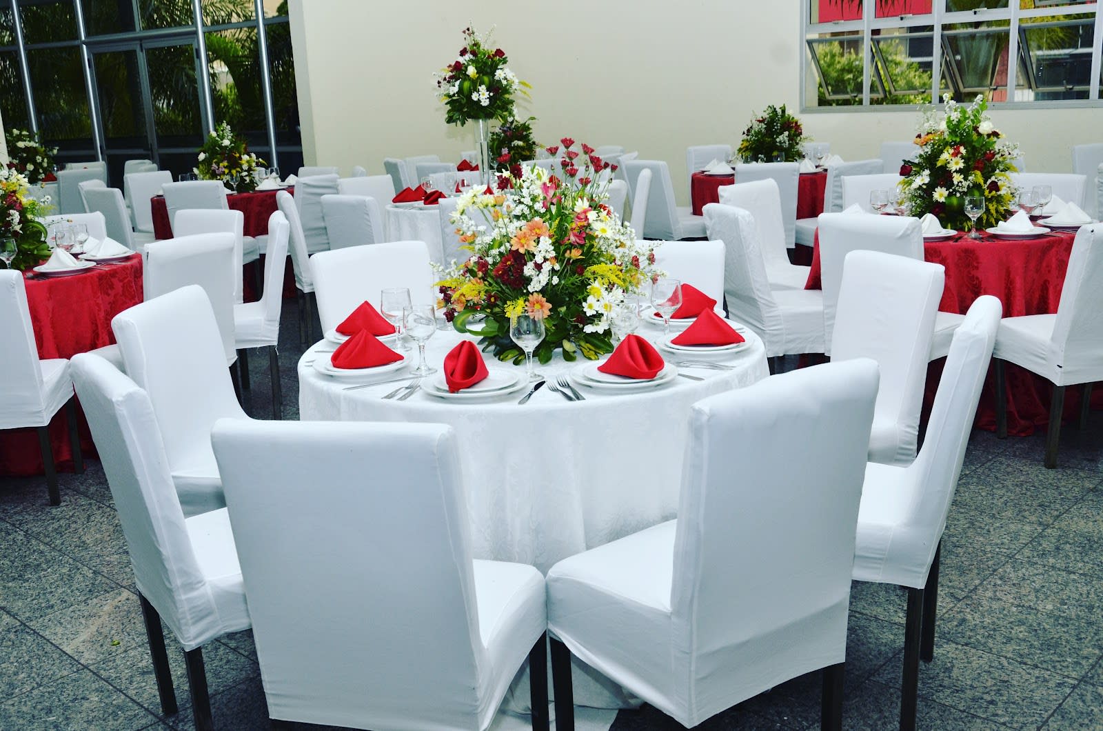 Pratos elaborados pelo Tok Fino e Buffet em evento em Goiânia