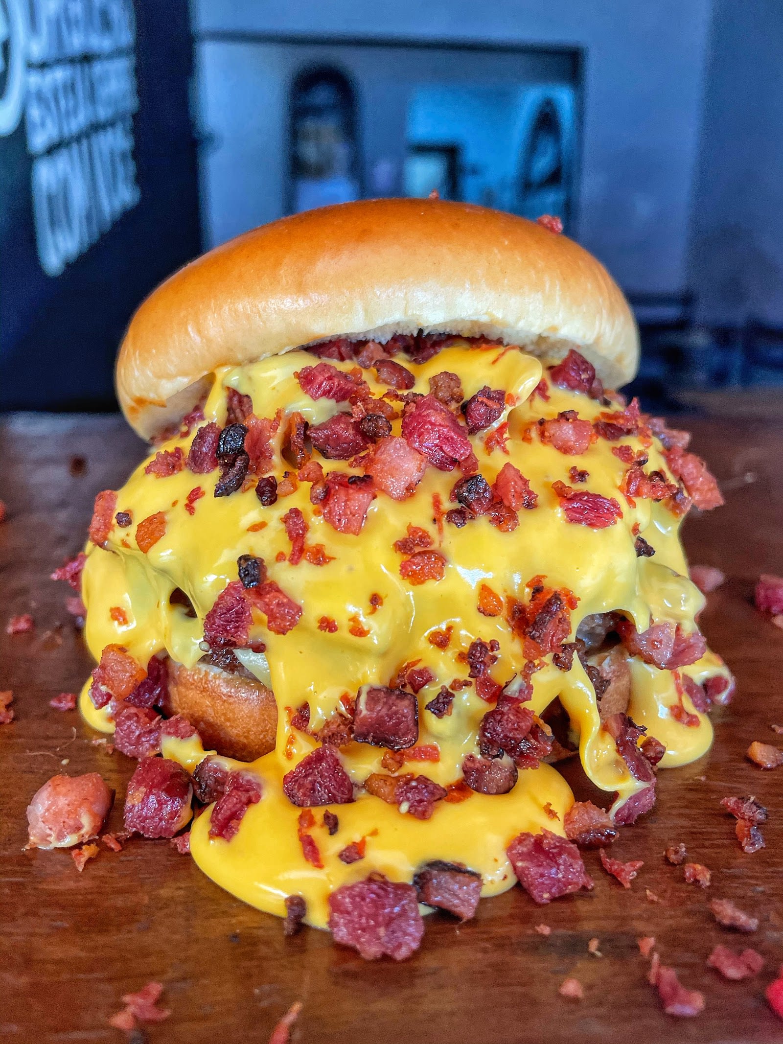 Combo do Fritas e Burguers — hambúrguer e batata em Jaú