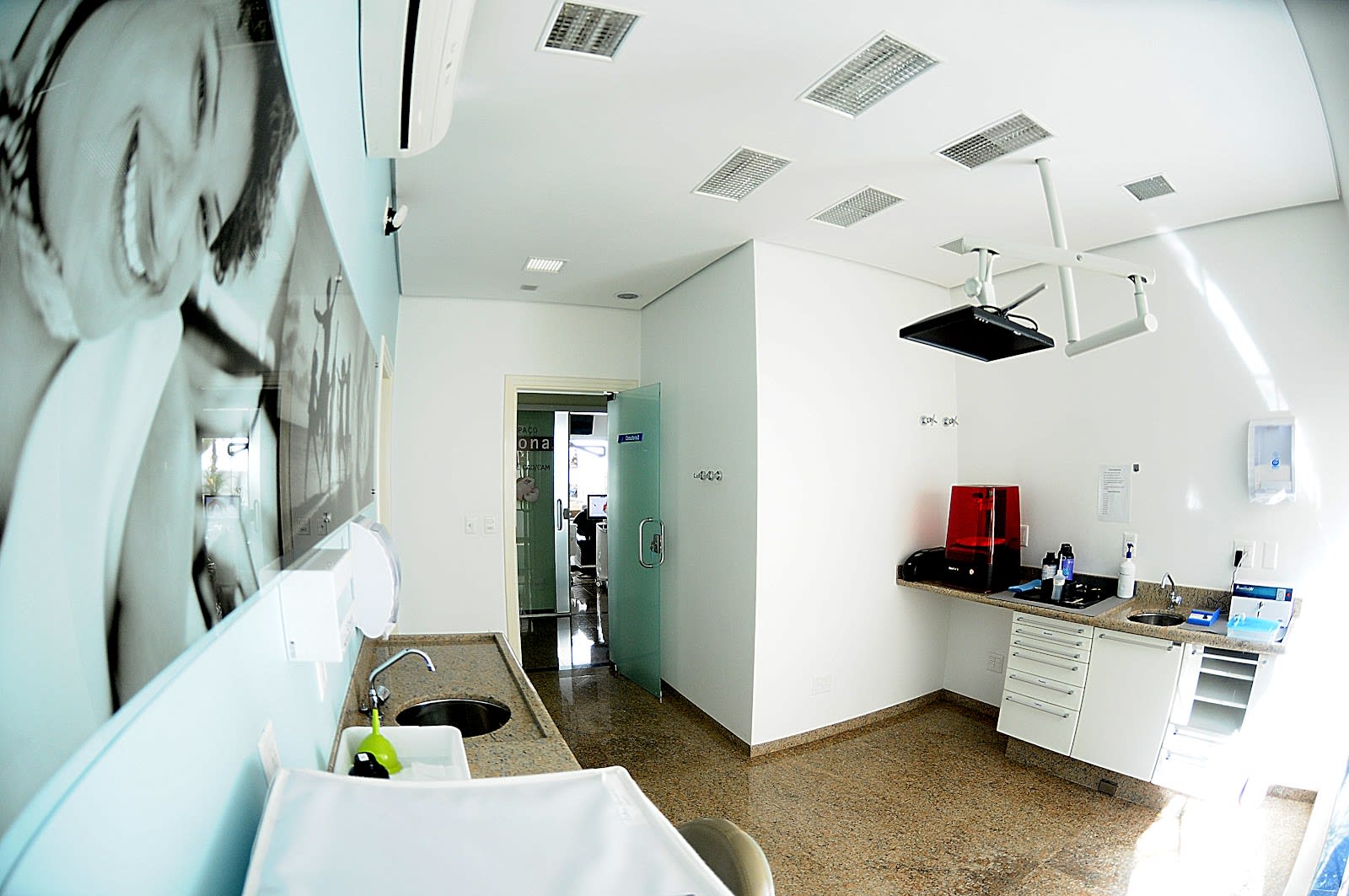 Espaço interno da clínica Cisco em Jaú, SP