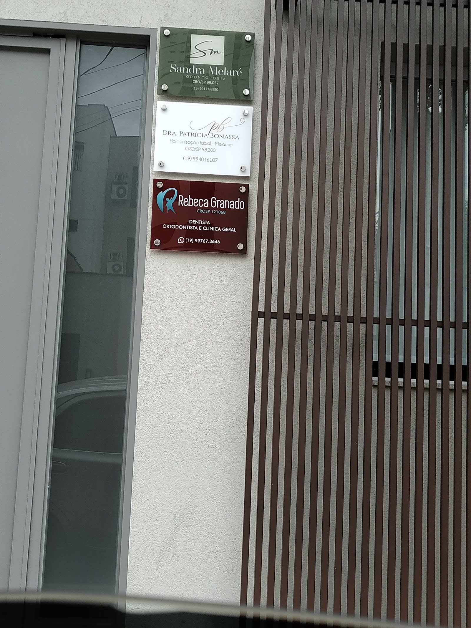 Consultório odontológico de Rebeca Granado no Alto, Piracicaba