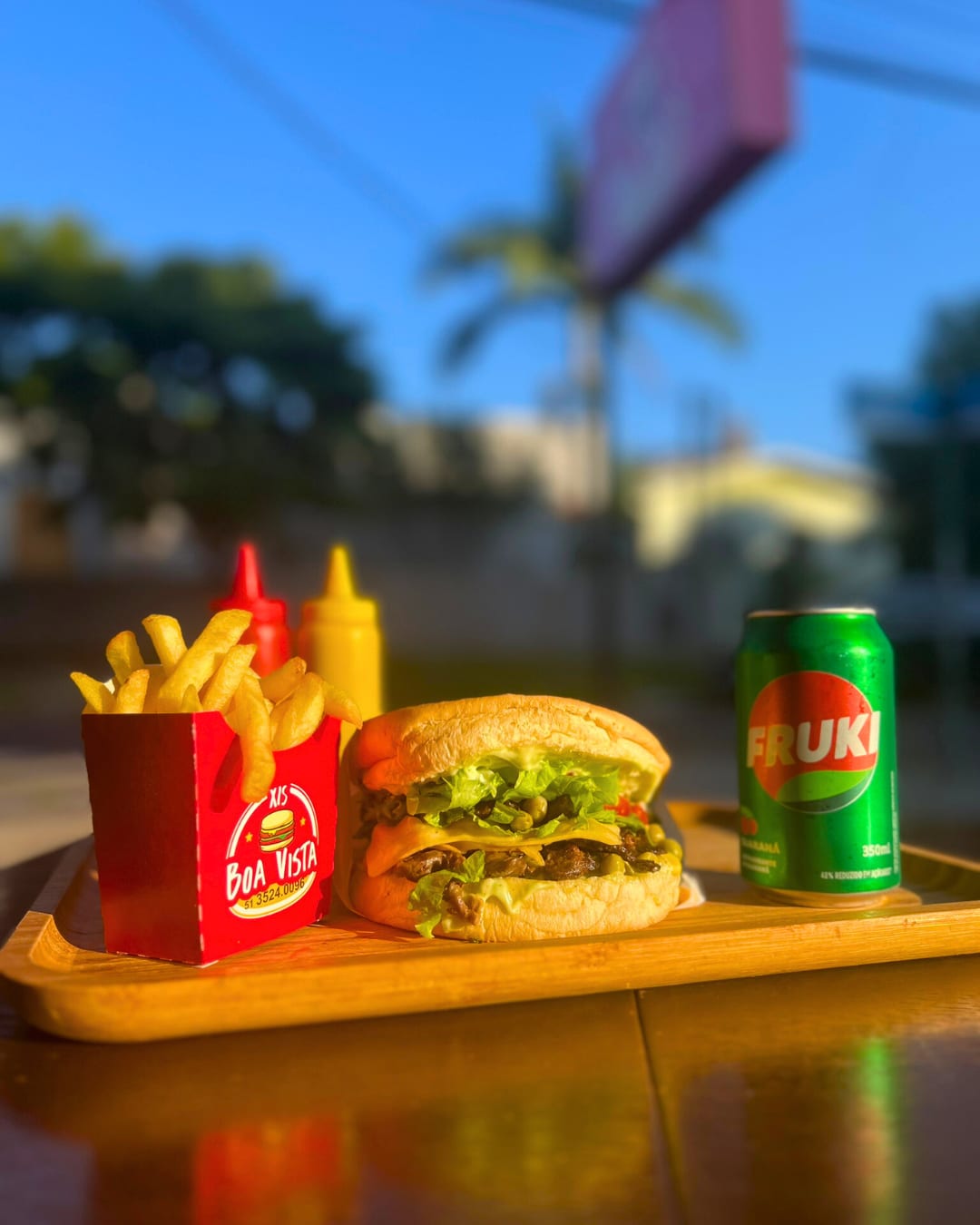 Lanche na chapa do Xis Boa Vista, em Novo Hamburgo (RS)