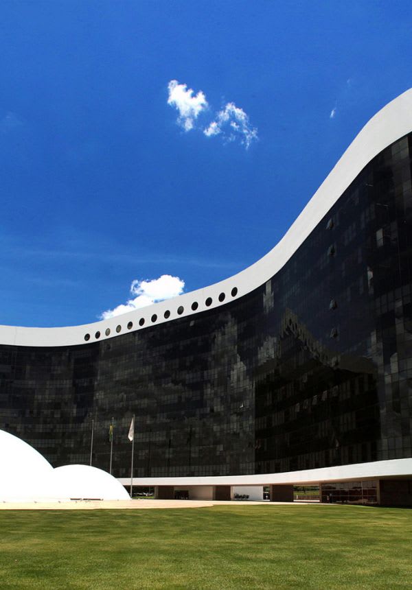 Registro dos serviços de engenharia da Rocha Controls Engenharia, no SIA, Brasília – DF