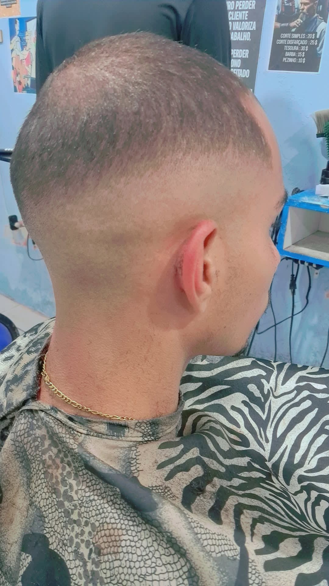 Vista da Barbearia 13 da Lapa em Senador Camará, Rio de Janeiro
