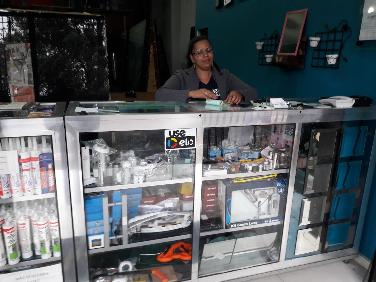 Outro trabalho em vidro da VB Vidraçaria Brasil, na Chácara Santa Maria, São Paulo