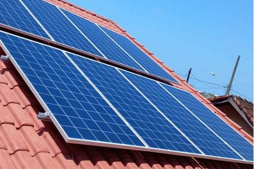 Serviço de energia solar executado pela Top energia solar, em Niterói – RJ