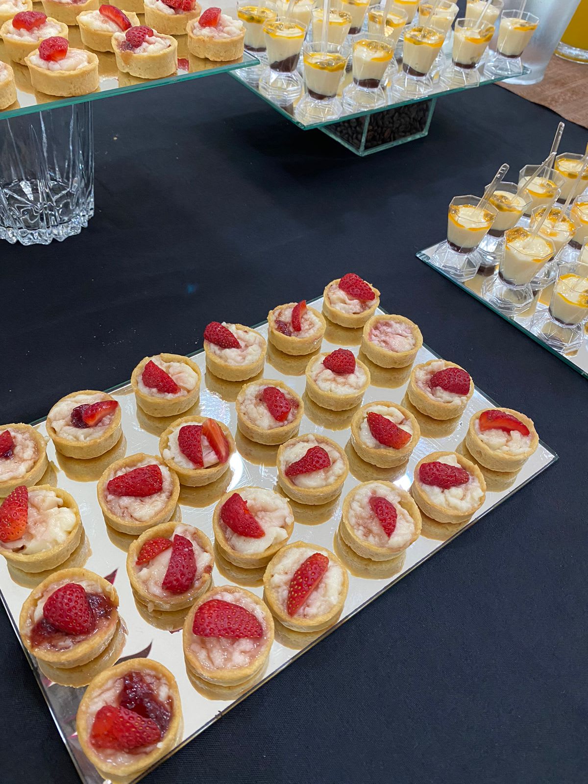 Preparação de pratos do buffet Chef Lu Arte & Sabor em São Paulo