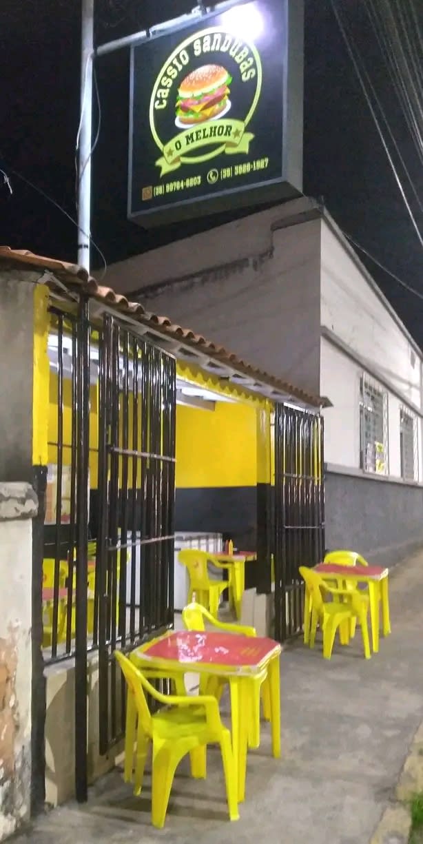 Prato do Cassio Sandubas com ingredientes frescos, Lavras-MG