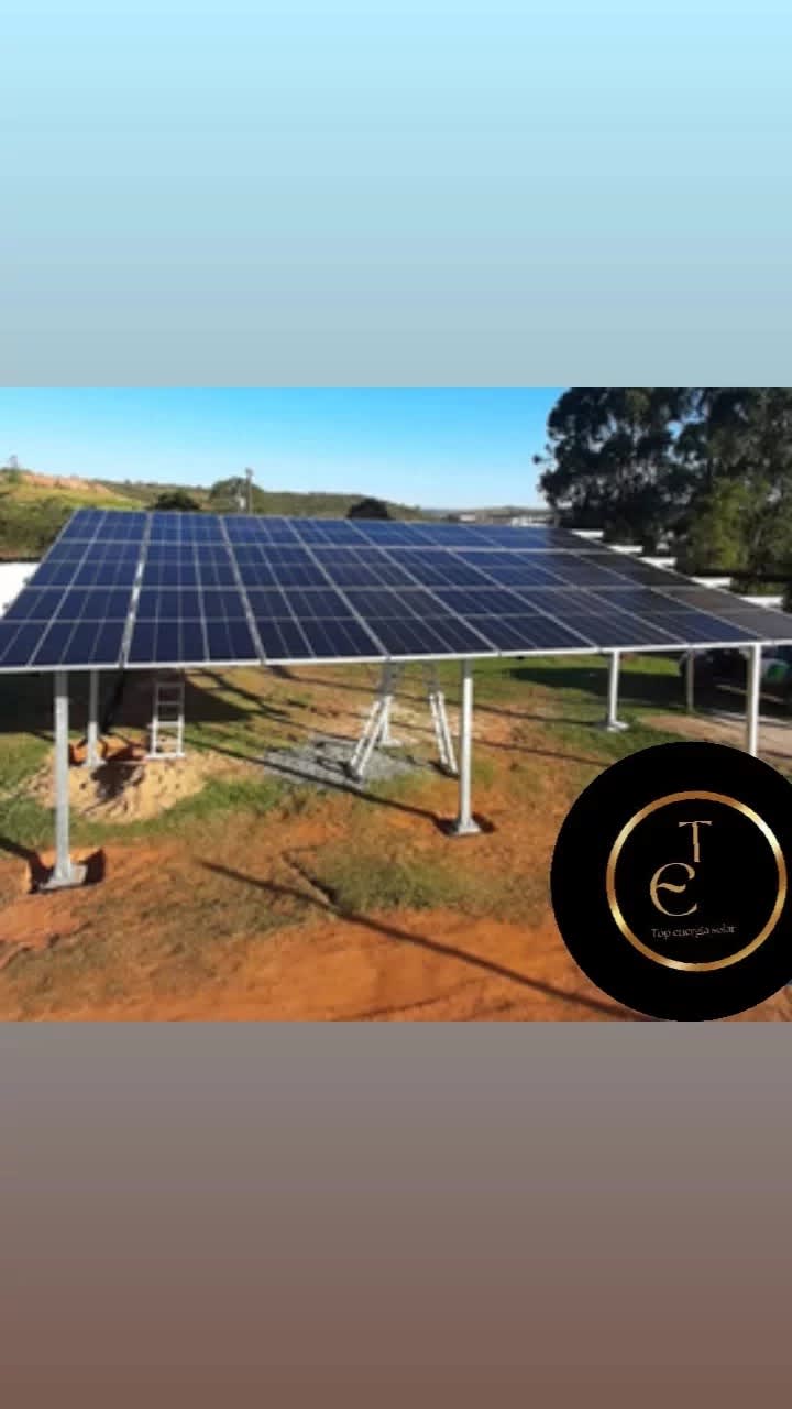 Equipe da Top energia solar em obra de energia solar em Niterói – RJ