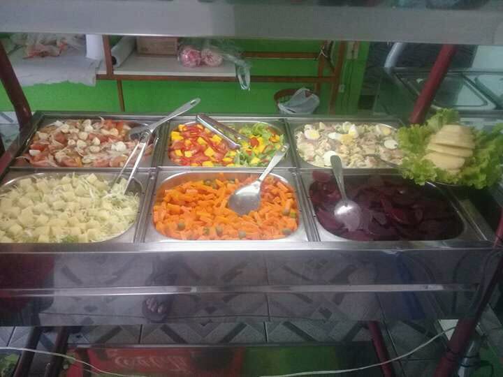 Detalhe da comida caseira do Restaurante Gourmet Brasil, em Governador Valadares