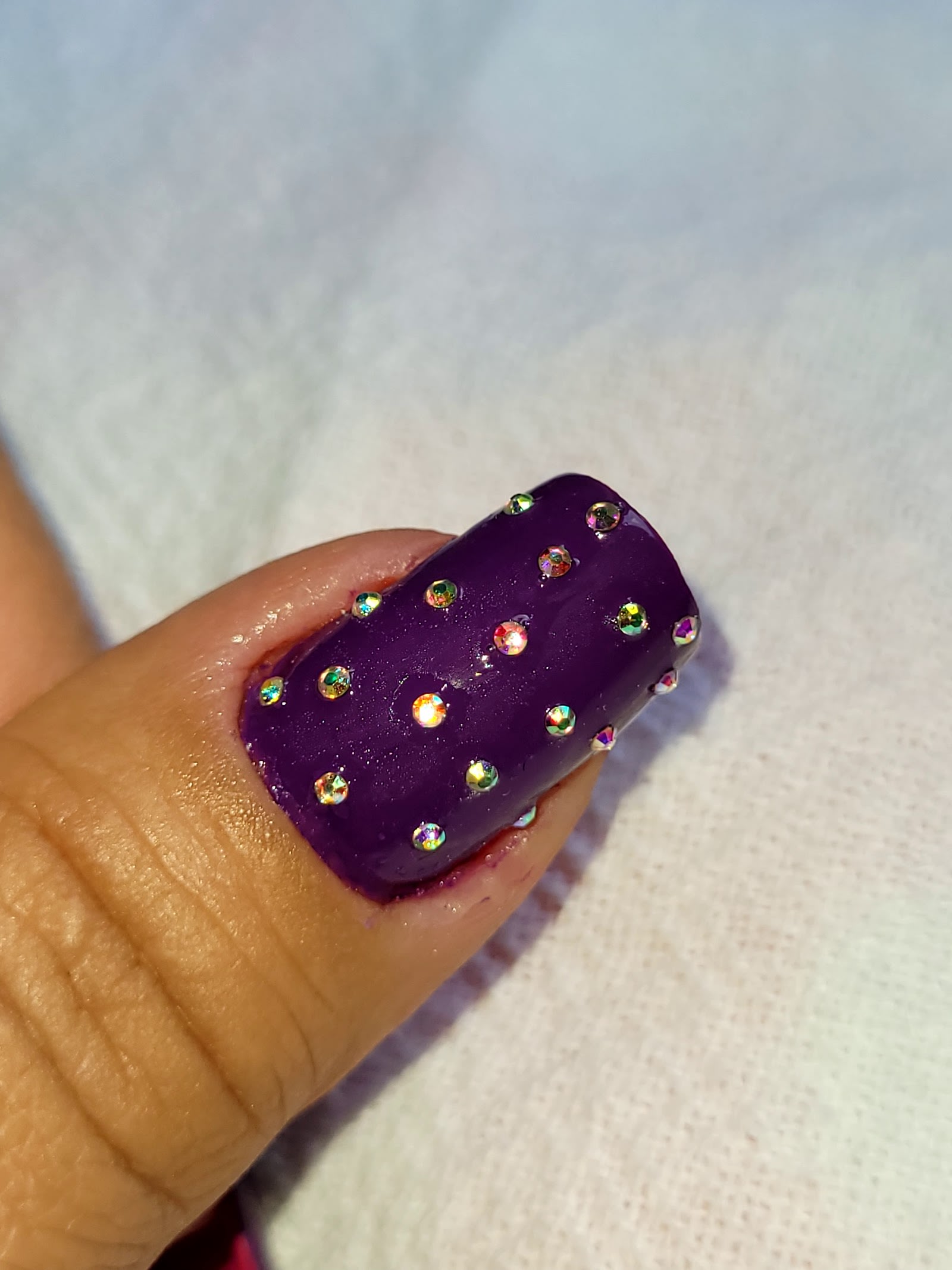 Detalhe de unhas feitas no estúdio Unhas Mundial Se Tu Uma Bênção, na Rua Ernest Renan, São Paulo