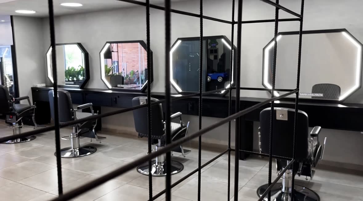 Barba bem alinhada na Barbearia Zorzin em Jaú