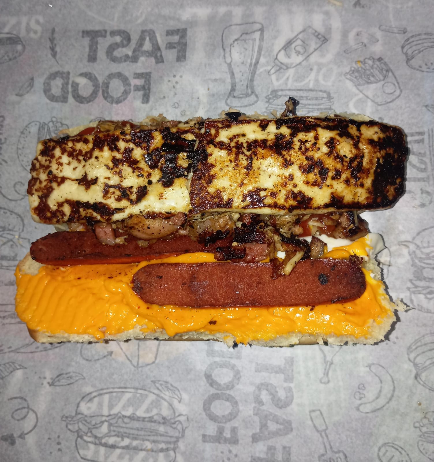 Porção com molho da casa na Beiçola Dogão Burguer, em Caruaru
