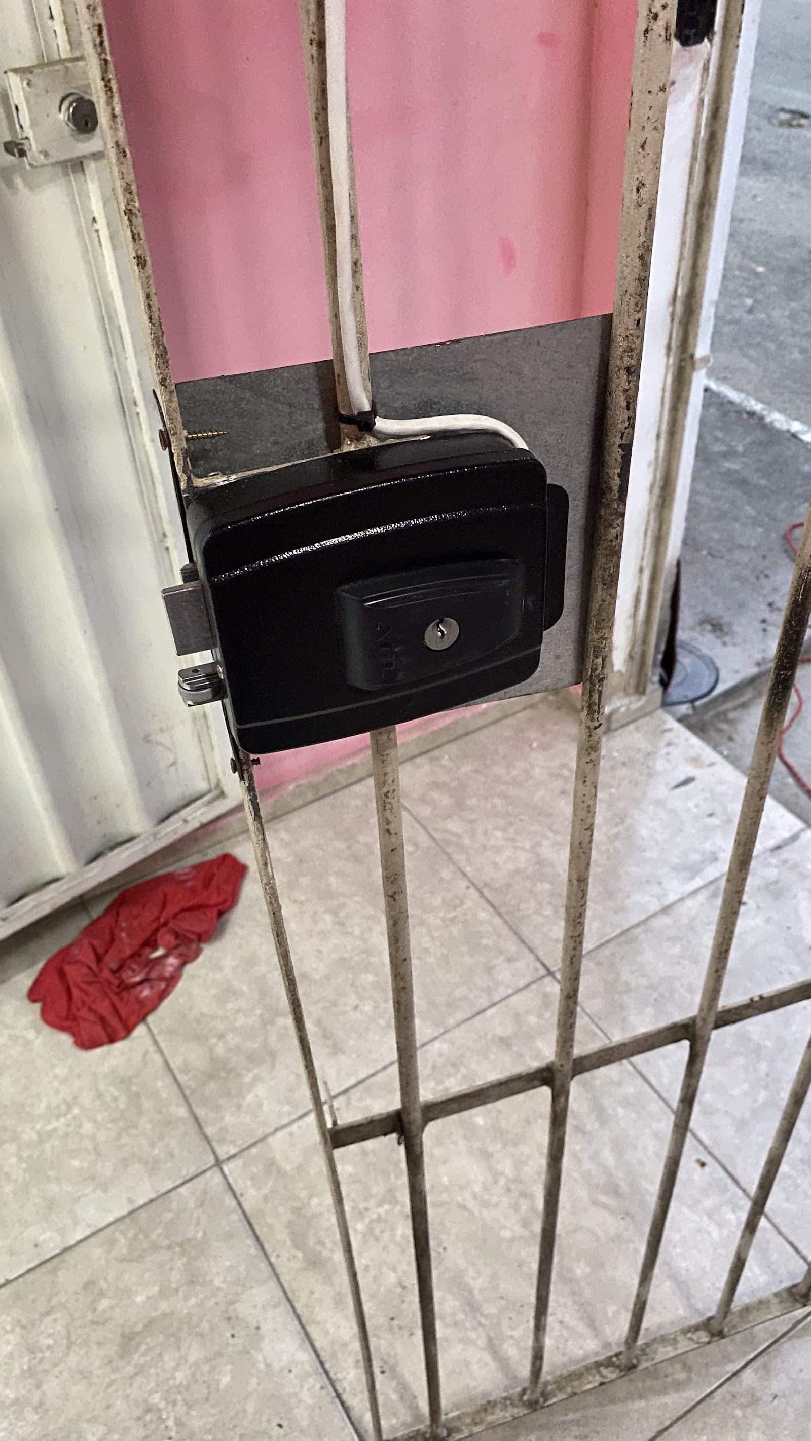 Trabalho de segurança eletrônica da Josué System em Belford Roxo (RJ)