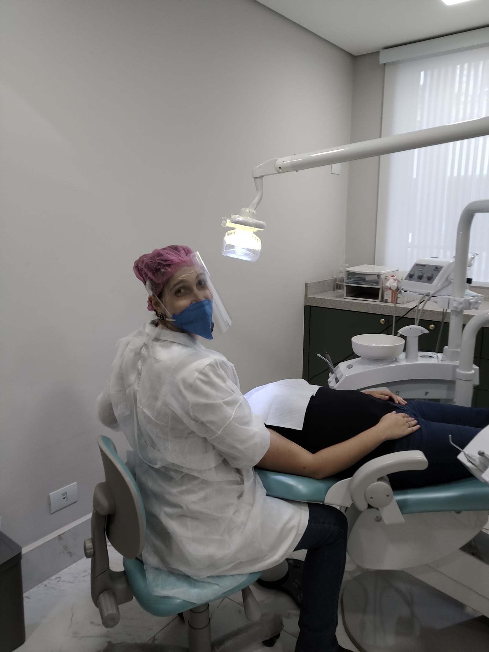 Cadeira odontológica do consultório da Dra. Rebeca Granado