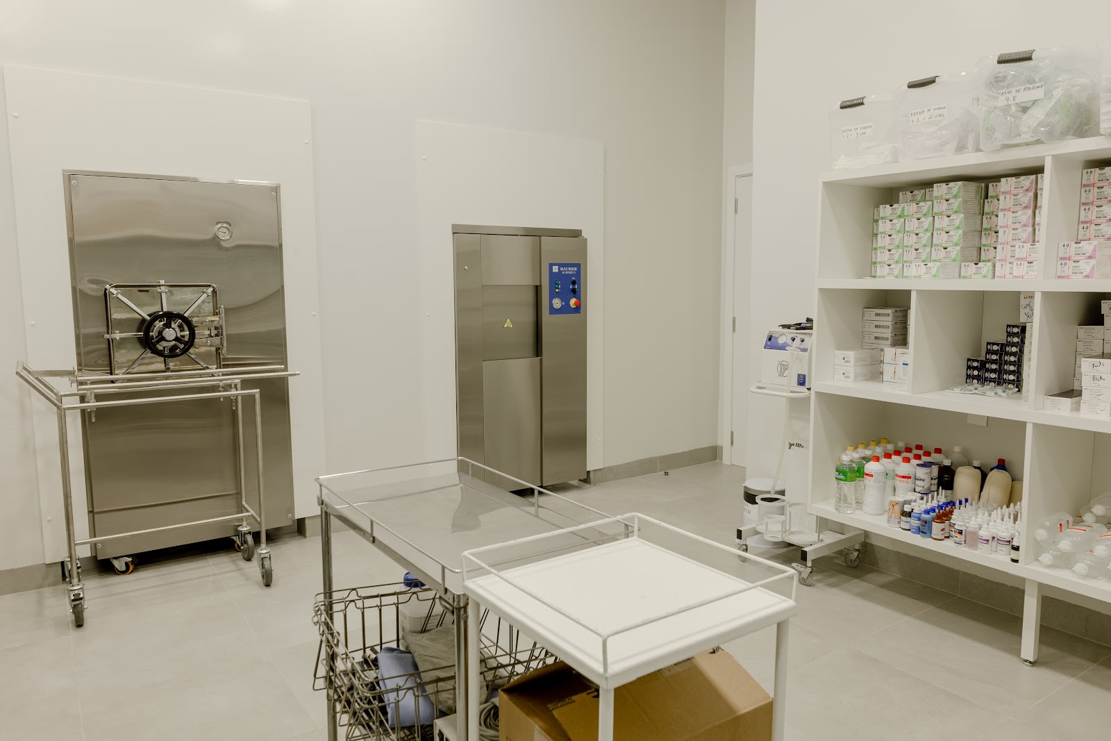 Espaço de recuperação aconchegante do Prado Day Hospital em Jaú