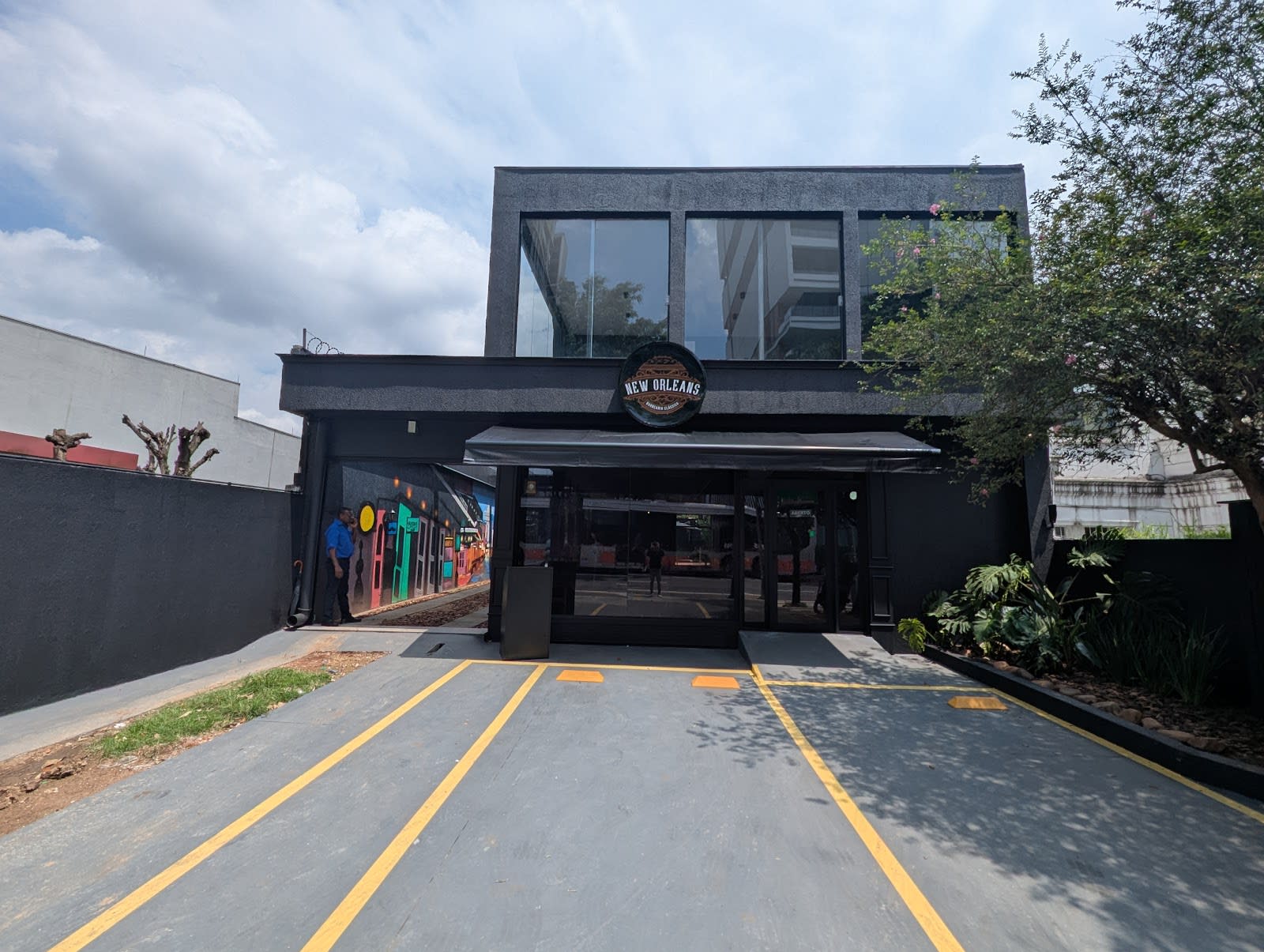 Ambiente interno da Barbearia New Orleans em São Paulo