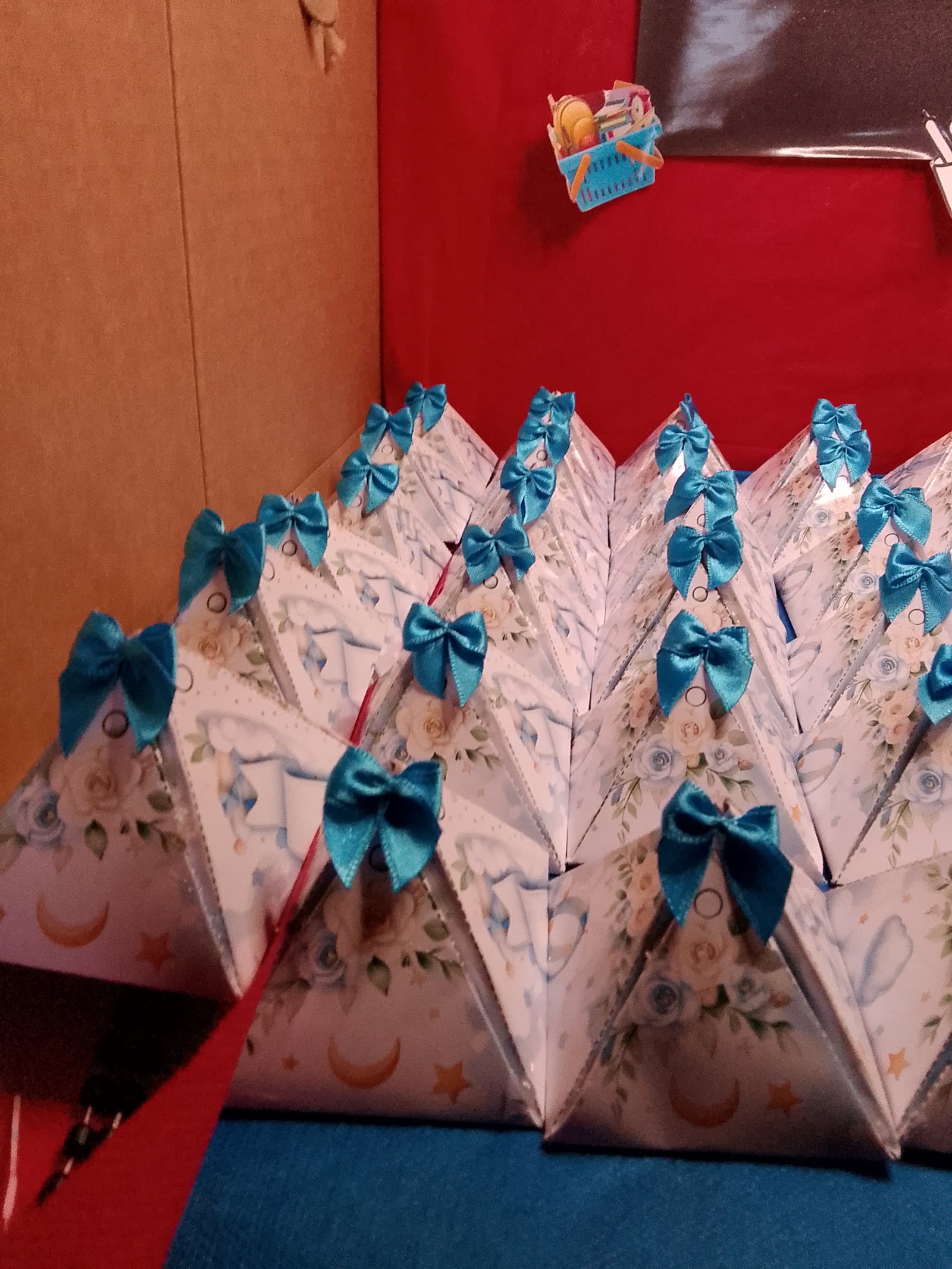 Produtos expostos na Studio Samukinha Papelaria, em Alegre-ES