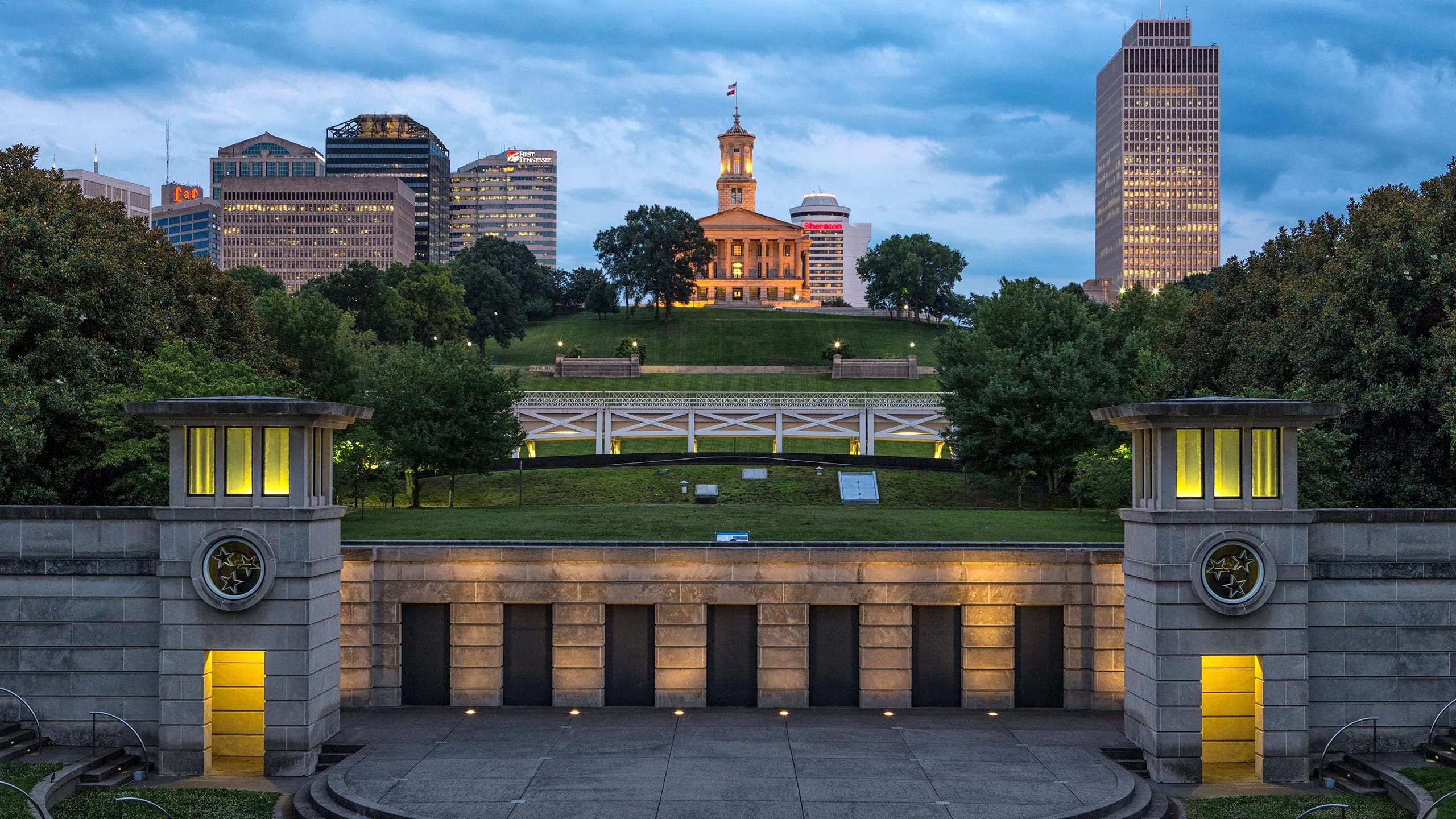 The Ghosts of Nashville Tour - ghost tour group exploring haunted Nashville locations at night