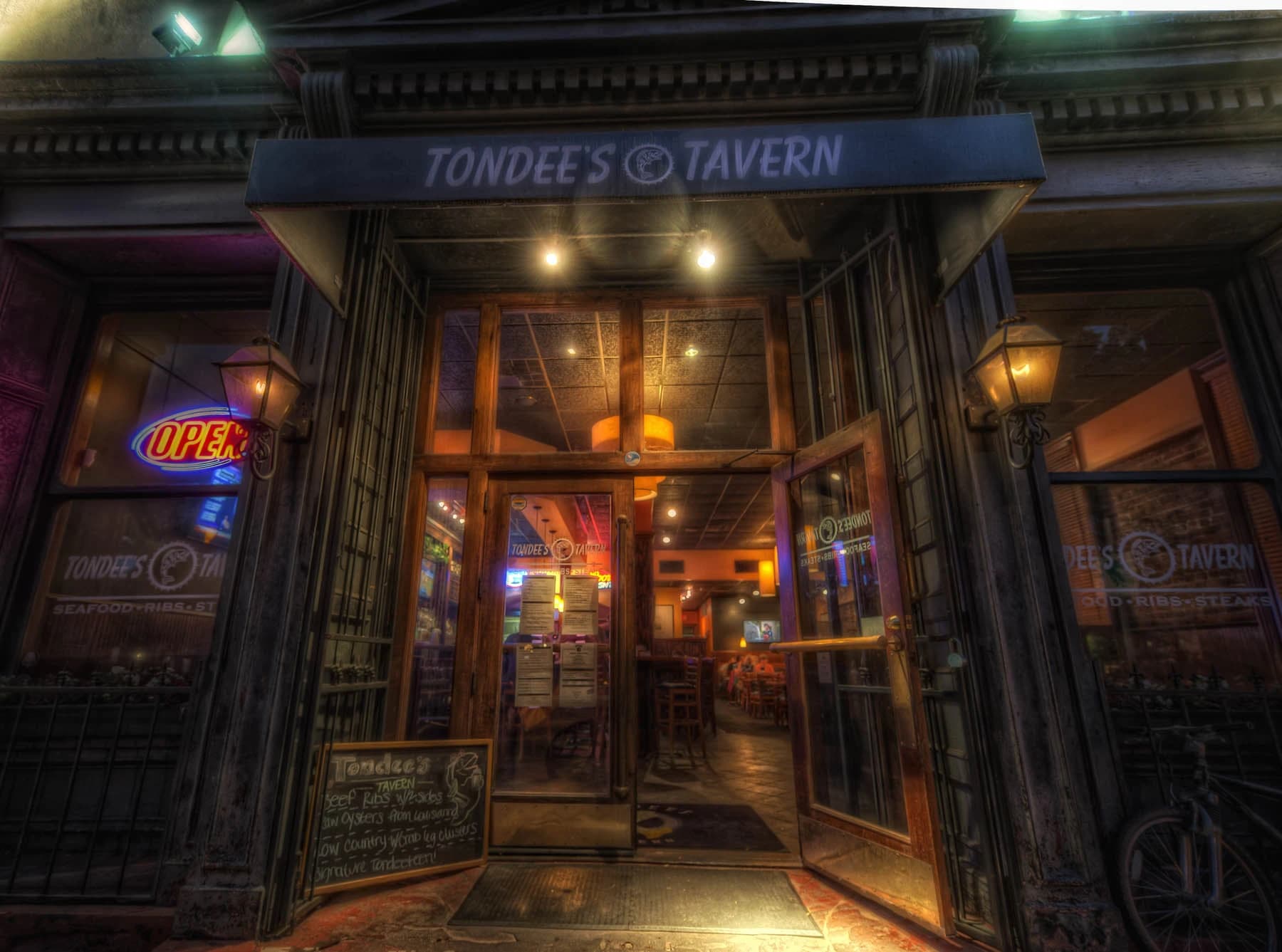 The Ghosts of Tondee's Tavern