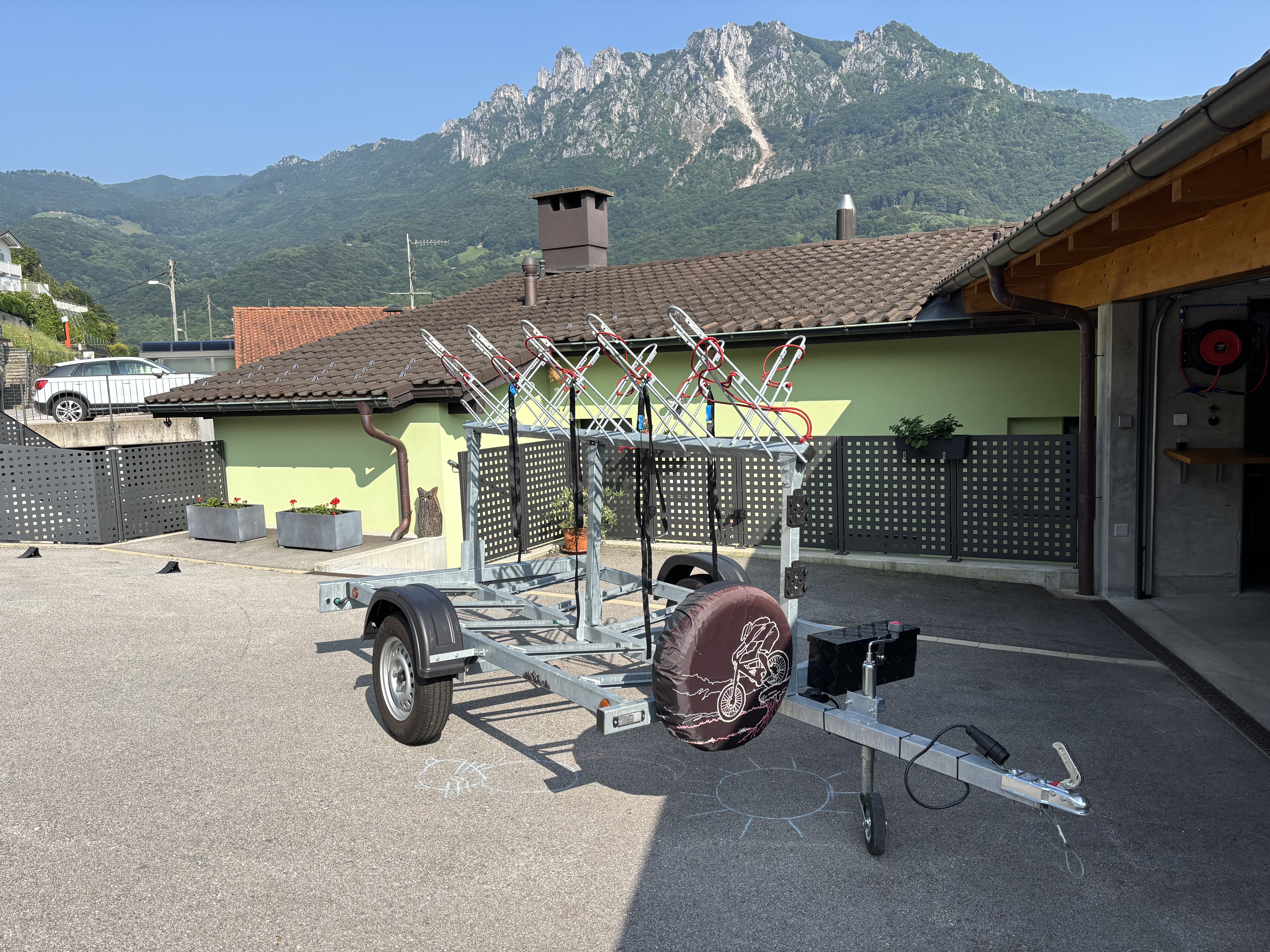 Noleggio rimorchio per trasporto MTB e EMTB