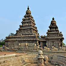 Brihadeeswarar Temple: Majestic Chola Architecture in Thanjavur