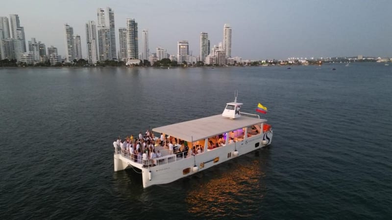 Catamarán Catamarán 87 en Cartagena, hasta 180 personas, sale del Bodeguita / Muelle Turístico