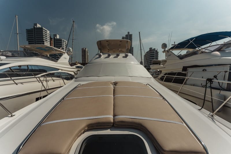Yate Searay 58 en Cartagena, hasta 15 personas, sale del Club Náutico