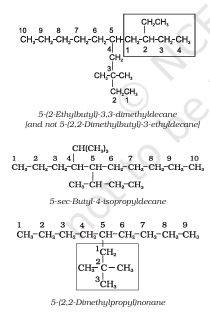 Examples illustrate choosing a parent chain with more side chains and numbering from the nearer substituent.