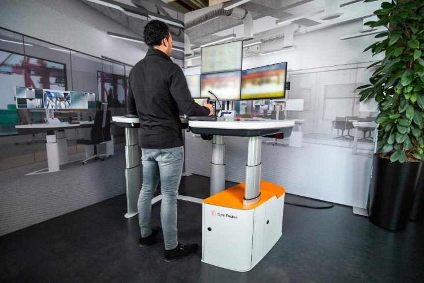 Crane Operation Simulation and Training System 2