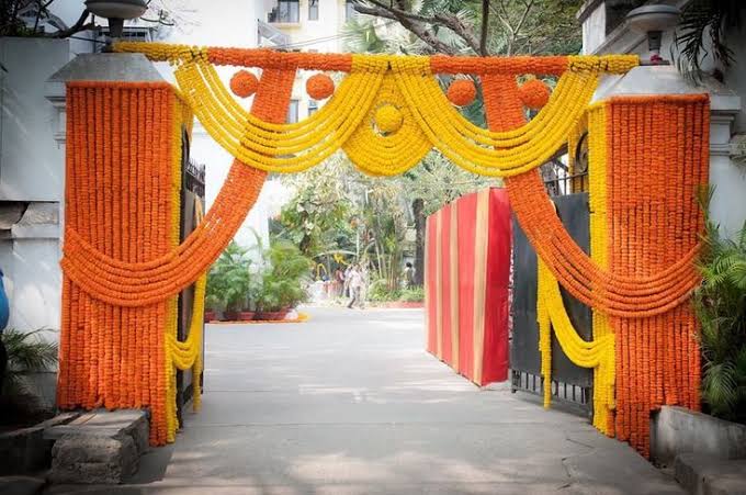 Say it with Mahaveer Flowers - The Perfect Expression of Love!