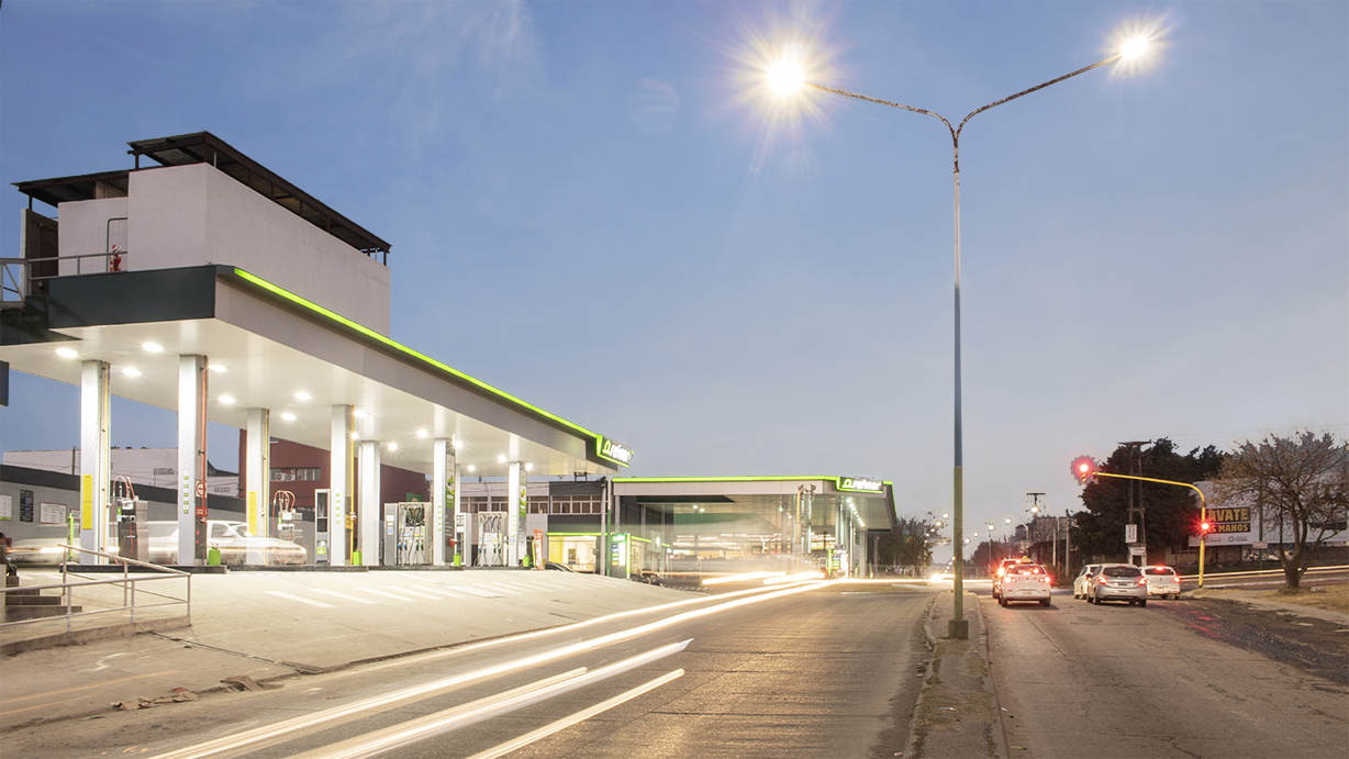 La Esquina Refinor (Mellizas)