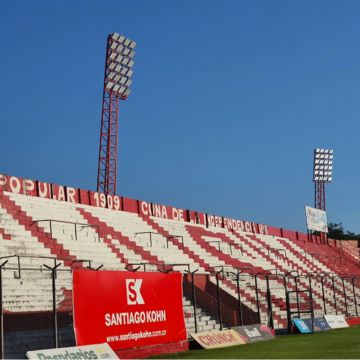 Torres de Iluminación Estadio San Martín