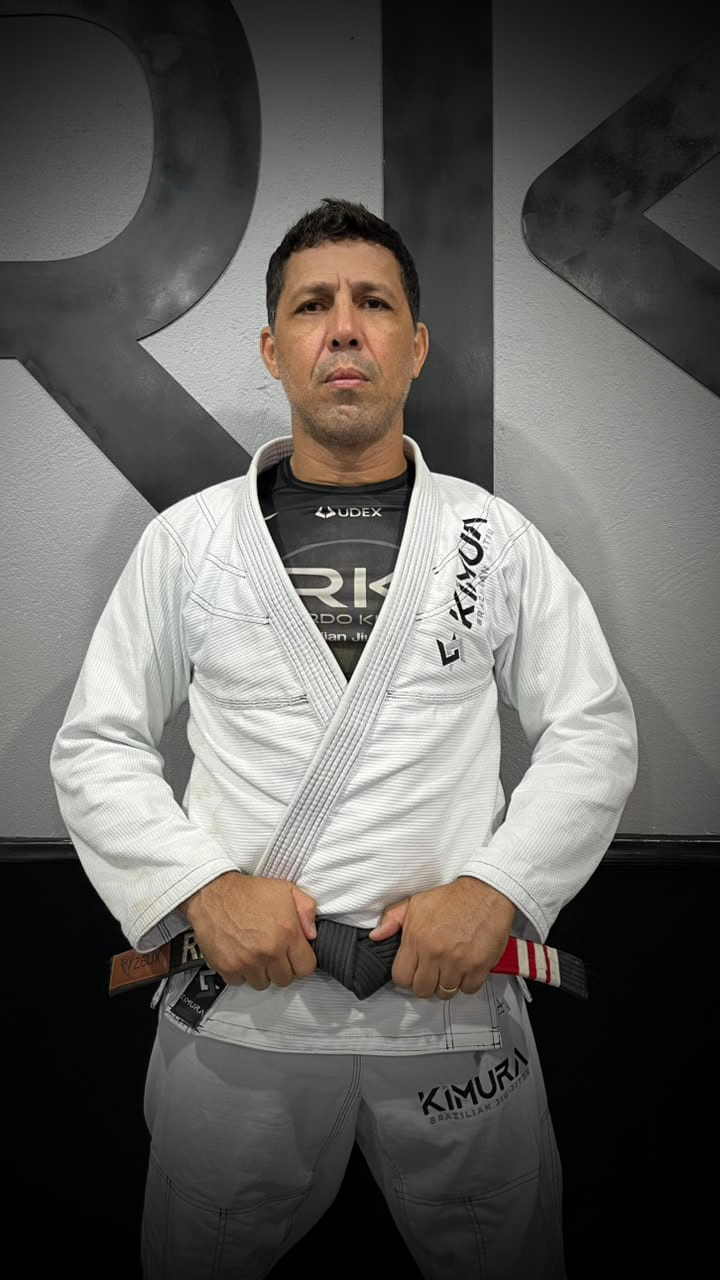 Mestre Ricardo Kimura