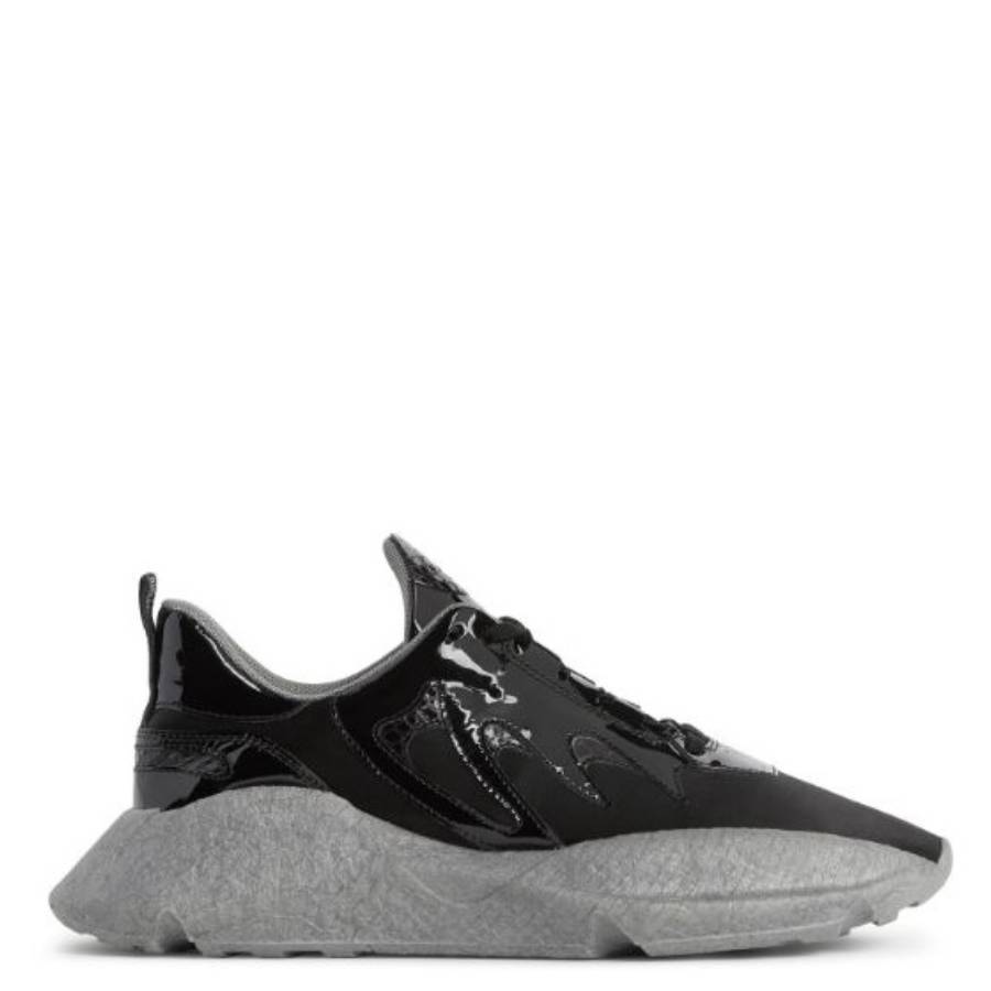 Roberto Cavalli Ladies Black Panelled V1per Low-top Sneakers