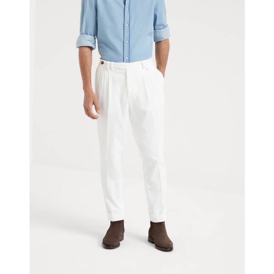 Brunello Cucinelli Mens White Pleated Cotton Trousers