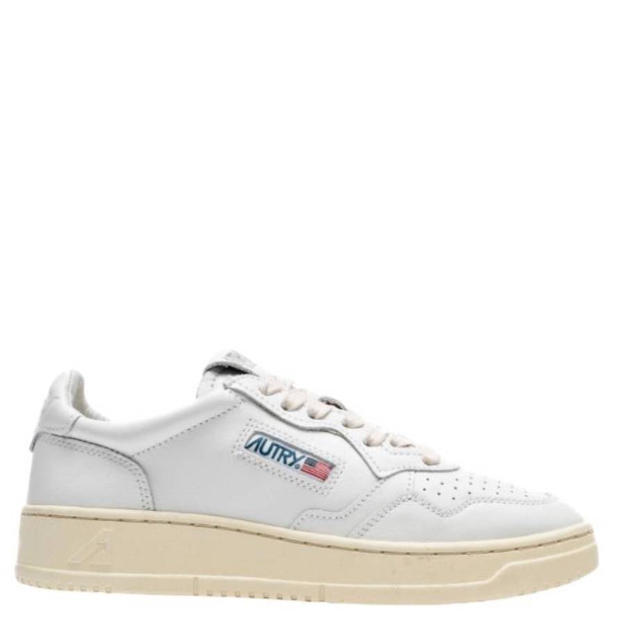 Autry Medalist Leather Low-Top Sneakers
