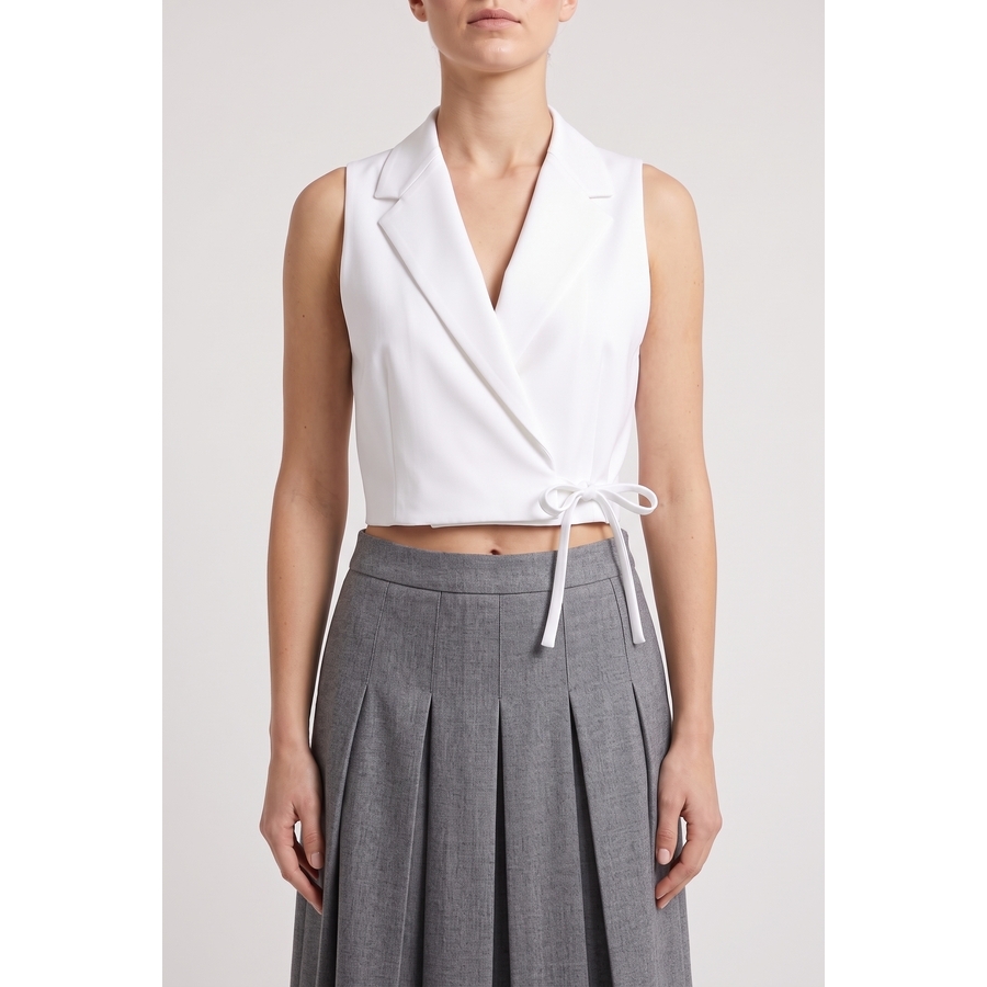 Brunello Cucinelli Women's White Sleeveless Blazer Shirt