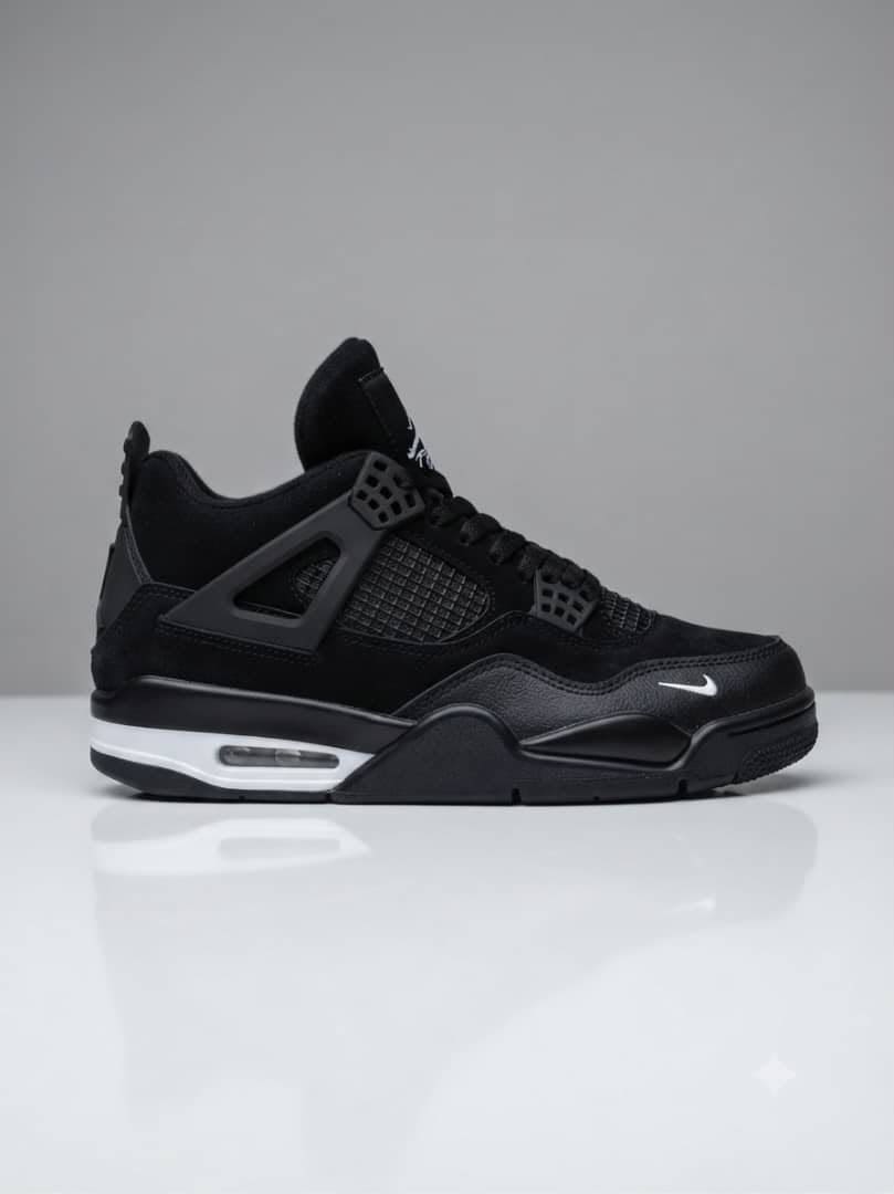 Jordan retro 4 à Conakry
