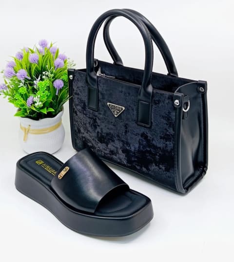 Ensemble sac à main et chaussures à Conakry