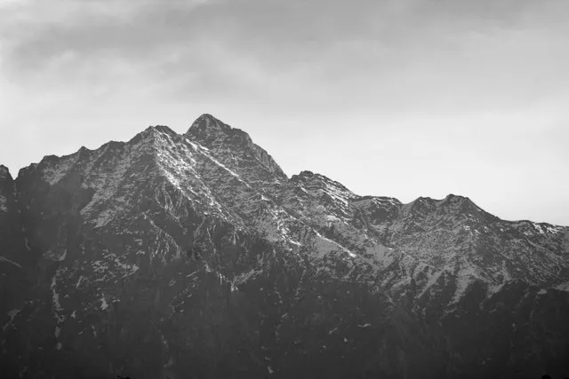 marish-sharma-zepspjyykvi-unsplash-6ab26177c1b9b.webp