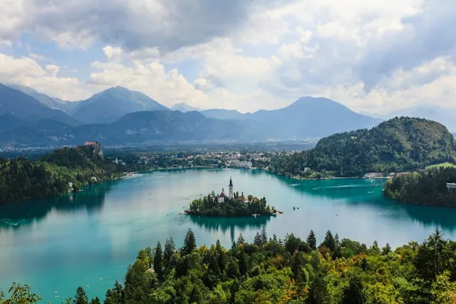 arnaud-steckle-34rmad-jvby-unsplash-6abe67bea472a.webp