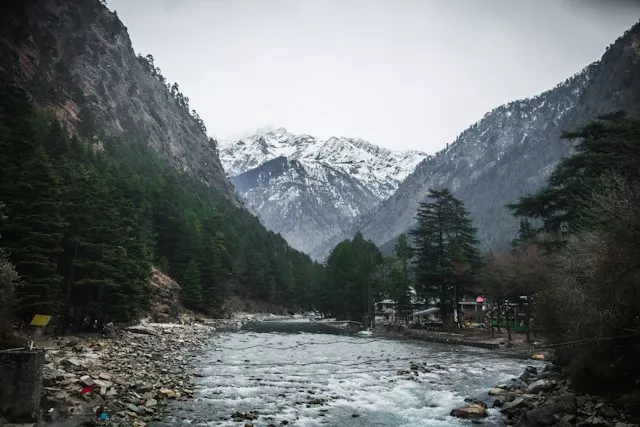 nayan-tara-soreumdcaki-unsplash-6ac0bd7e07f7f.webp
