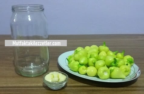 Tombul acı biber turşusu tarifi