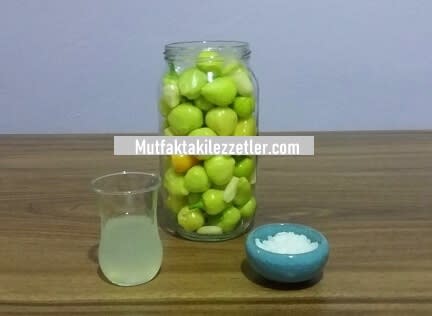 Tombul acı biber turşusu nasıl yapılır?