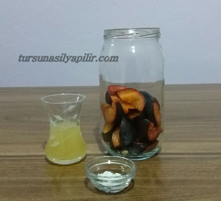 Kırmızı erik sirkesi