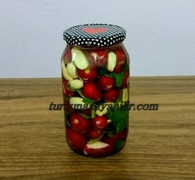 Fındık turp turşusu