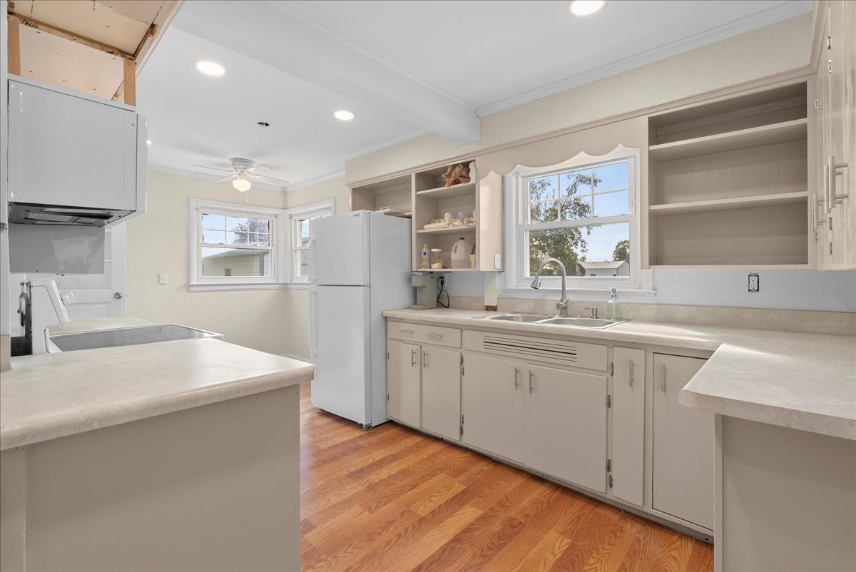 Kitchen at 10101 Carpenter Rd Flushing MI