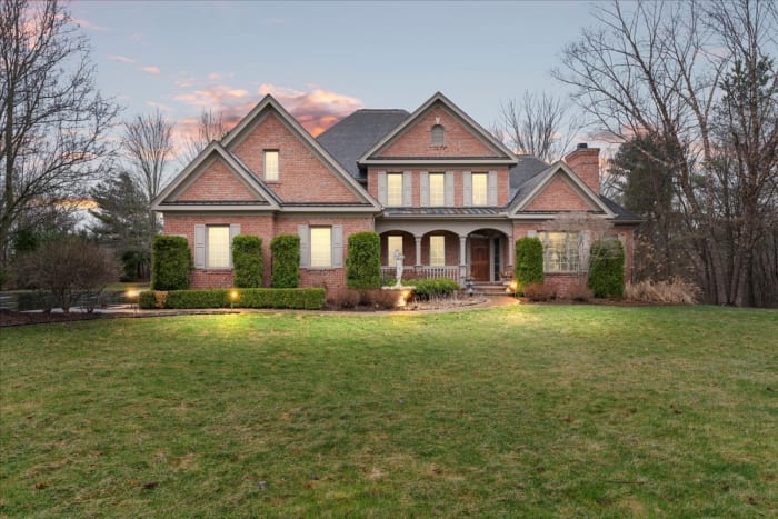 2730 Turning Leaf Drive, Howell MI